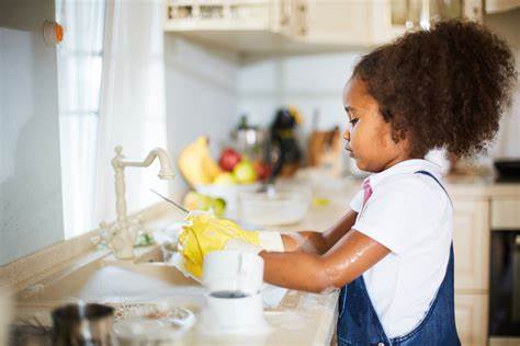 Teaching Kids Responsibility: Why Your Children Should Help at Home